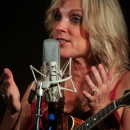 Rhonda Vincent at Gettysburg (August 2012) - photo by Frank Baker