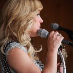 Rhonda Vincent at the Gettysburg Bluegrass Festival (May 2015) - photo by Frank Baker