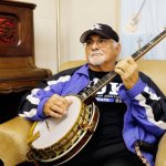 Sonny Osborne playing his pre war Granada at Banjothon 2013 - photo © Dean Hoffmeyer