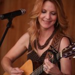 Elaine Roy at the Gettysburg Bluegrass Festival (August 2014) - photo by Frank Baker