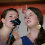 Celia Woodsmith and Courtney Hartman with Della Mae at Gettysburg (May 20, 2012) - photo by Frank Baker