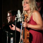 Rhonda Vincent at Gettysburg (August 2012) - photo by Frank Baker