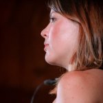 Jenni Lyn Gardner with Della Mae at Gettysburg (August 2013) - photo © Frank Baker