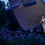 Vince Gill at the Lewis Ginter Botanical Garden in Richmond, VA (June 2012) - photo © Dean Hoffmeyer