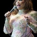 Loretta Lynn in Charlottesville, VA (July 27, 2013) - photo by G. Milo Farineau