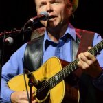 Mike Phipps with Bill Yates & the Country Gentlemen Tribute Band at the 2014 Fall Southern Ohio Indoor Music Festival - photo by Bill Warren