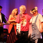 Rhonda Vincent and friends at the Fall 2012 Southern Ohio Indoor Music Festival - photo by Bill Warren