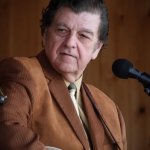Larry Sparks at the Gettysburg Bluegrass Festival (May 17, 2013) - photo by Frank Baker
