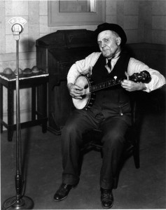 Two banjo players honored at Uncle Dave Macon Days - Bluegrass Today