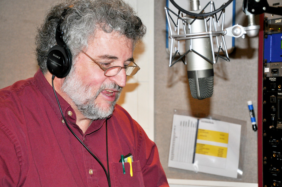 Behind The Mic with Richard Gordon - Bluegrass Today