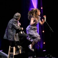 Béla and Abby entertain at the 2017 IBMA Awards - photo by Frank Baker
