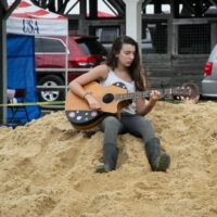 Pickin' on the sandpile at the 2017 Delaware Valley Bluegrass Festival - photo by Frank Baker