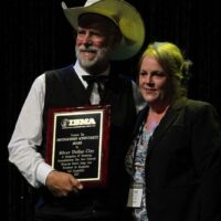 D.A. Calloway and Kimberly Williams accepting Silver Dollar City's 2017 Distinguished Achievement Award from the IBMA - photo by Frank Baker