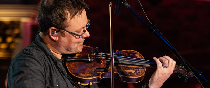 Jim VanCleve plays the Roy Acuff fiddle