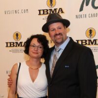 Jana and Stephen Mougin on the red carpet at the 2018 IBMA Awards - photo © Frank Baker