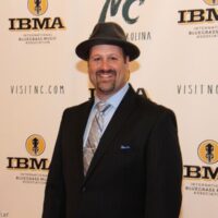 Stephen Mougin on the red carpet at the 2018 IBMA Awards - photo © Frank Baker