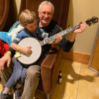 Double banjo in the lobby at Wintergrass 2020