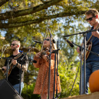 Brandon Snellings, Shannon Bielski and Rob Benzing of Moonlight Drive.   Mount Airy Farm, Warsaw, VA Saturday September 25th, 2021 - photo by Jeromie Stephens