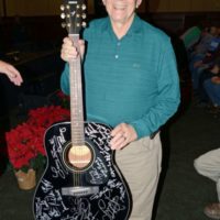Guitar winner of Blue at the 2021 Bluegrass Christmas in the Smokies - photo © Bill Warren