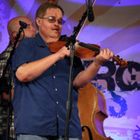 Michael Cleveland at the 2022 summer Gettysburg Bluegrass Festival - photo by Frank Baker