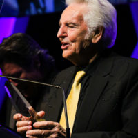Del McCoury accepts his Male Vocalist of the Year award (9/29/22) - photo © Frank Baker
