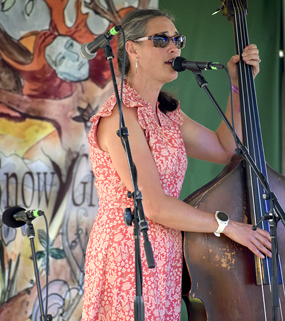 Erin Youngberg with FY5 at Snowy Grass 2023 - photo © Kevin Slick