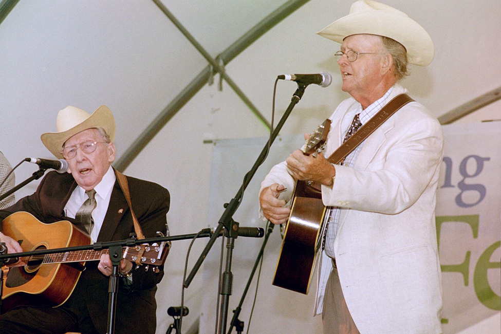 Curly Seckler and Willis Spears at the Song of the Mountains festival in June 2009