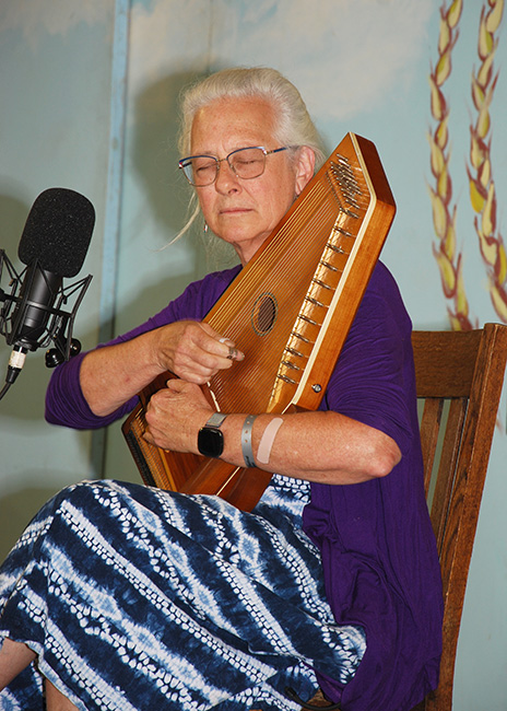 Autoharp competition at the 2023 Walnut Valley Festival - photo Walnut Valley Association