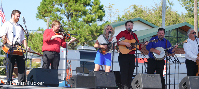 Rhonda Vincent & The Rage at the 2023 Bluegrass & Chill Festival -  photos © Pamm Tucker