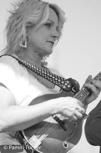 Rhonda Vincent at the 2023 Bluegrass & Chill Festival -  photos © Pamm Tucker