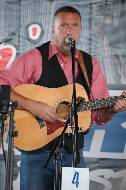 Troy Pope with Deeper Shade of Blue at the 2023 Blazin' Bluegrass Festival - photo © Roger Black
