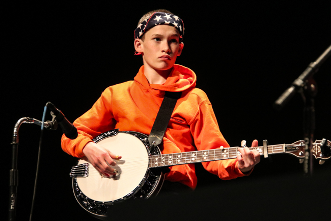 Sweet Potato Pie Kids banjo player at 2024 Winter Bluegrass Jubilee – photo © G Nicholas Hancock