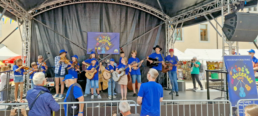 Kids on Bluegrass Europe at Bluegrass in La Roche 2025 - photo © Angelika Hernmarck