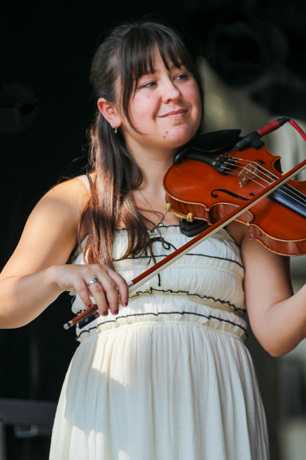 Isabella Trakimowicz with Dear MariBella & The Pigkickers on the Youth Stage - IBMA 2025 - photo © G. Nicholas Hancock