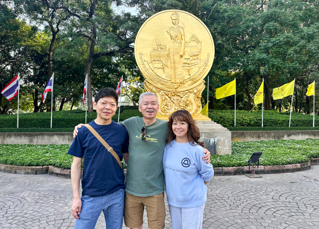 Kazi Inaba, Hitoshi Imamura, and Yoshie Sakamoto in Bangkok for the Southeastern Old Time Gathering 2025
