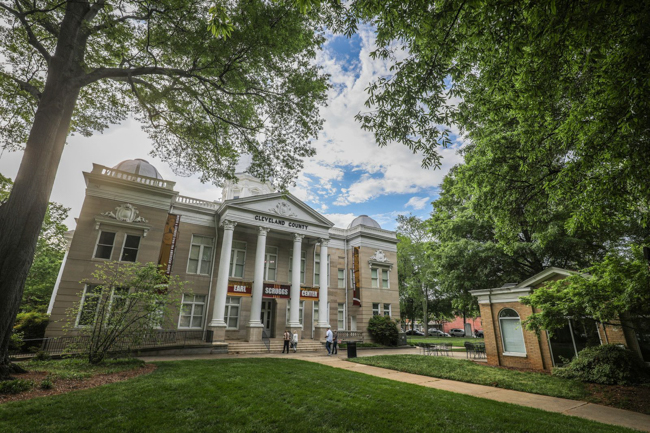 The Earl Scruggs Center