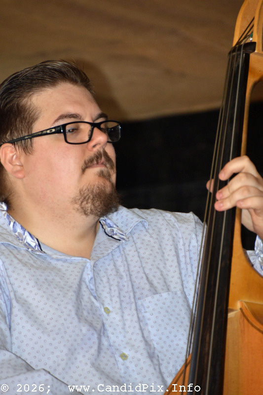 Rex Putnam with Ian Lane & Southern Flavor - photo © Bill Warren