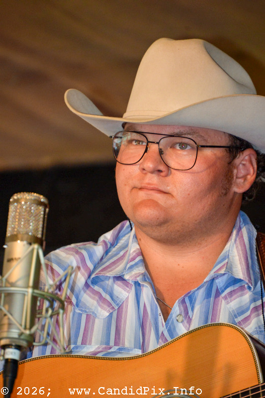 Tippen Padgett with Ian Lane & Southern Flavor - photo © Bill Warren