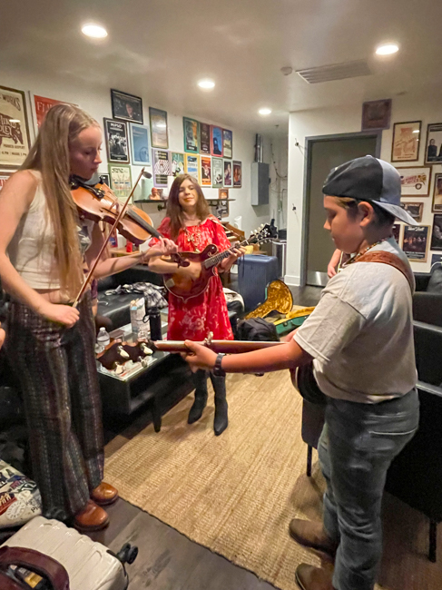 Emil Wilhelm jamming with Bronwyn Keith-Hynes