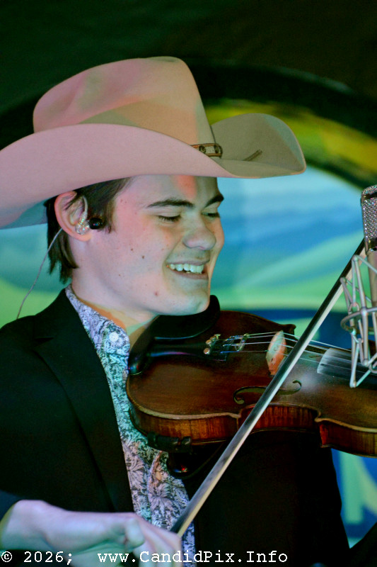 Ian Lane with Southern Flavor - photo © Bill Warren