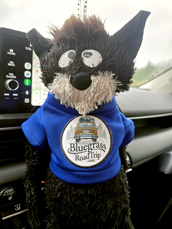 Roscoe, the official Bluegrass RoadTrip mascot