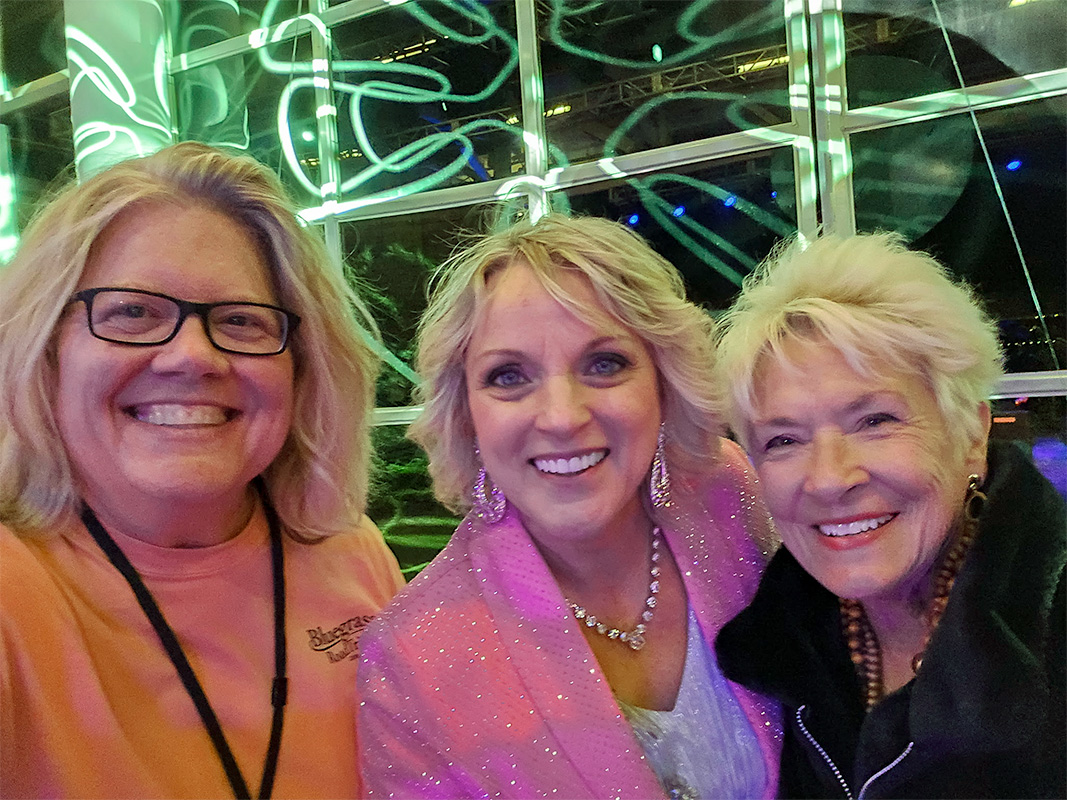 Ami Ricci, Rhonda Vincent, and Sherry Boyd