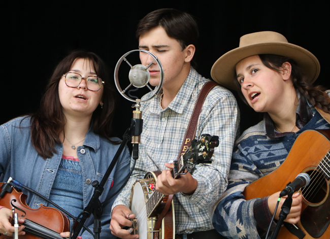 Dear MariBella & The Pigkickers at the 2026 Tony Rice Memorial MusicFest - photo © G. Nicholas Hancock
