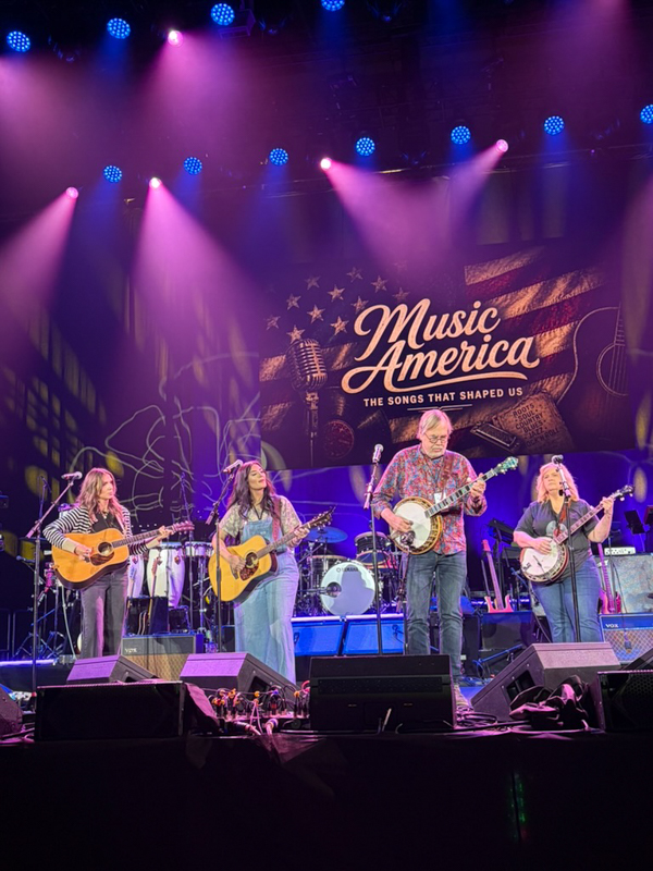 Tony Trischka and Sister Sadie at Music America: Songs That Shaped Us at the Bruce Springsteen Center (6/4/26) - photo © Ariel Rosenberg