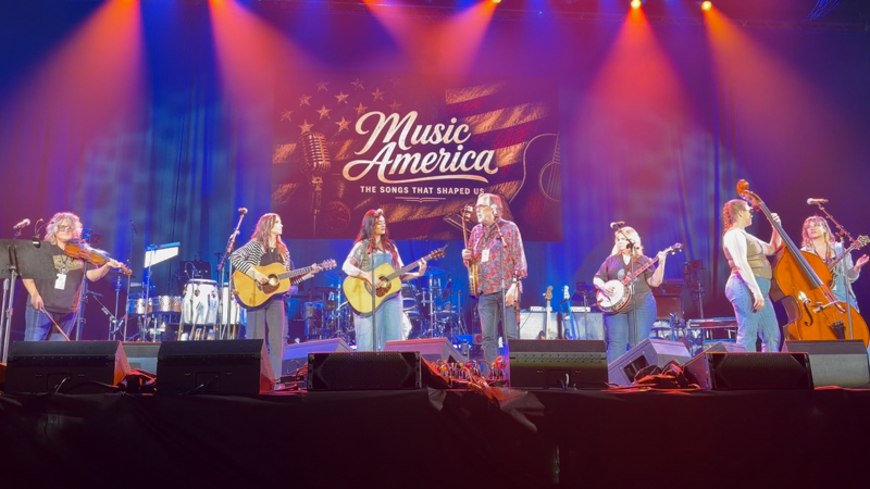 Tony Trischka and Sister Sadie at Music America: Songs That Shaped Us at the Bruce Springsteen Center (6/4/26) - photo © Ariel Rosenberg