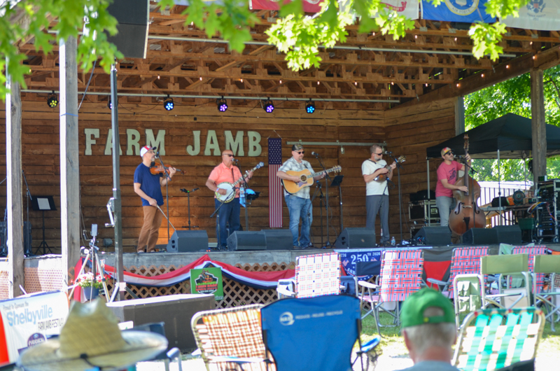 Fresh Cut Grass at Farm Jamb 2026 - photo © Roger Black