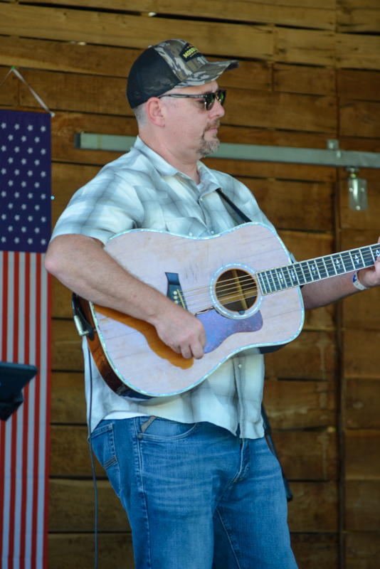 Fresh Cut Grass at Farm Jamb 2026 - photo © Roger Black