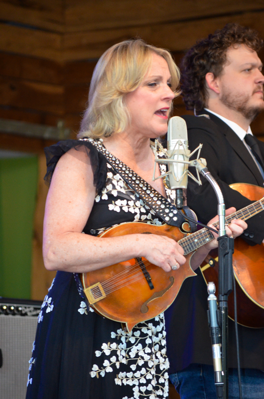 Rhonda Vincent with The Rage at Farm Jamb 2026 - photo © Roger Black