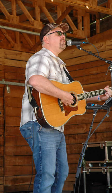 Fresh Cut Grass at Farm Jamb 2026 - photo © Roger Black