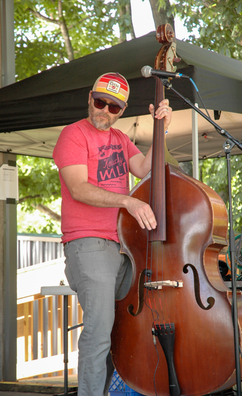 Fresh Cut Grass at Farm Jamb 2026 - photo © Roger Black